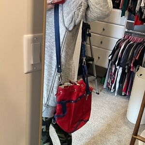 LeSportsac red/blue cinch tote nwot